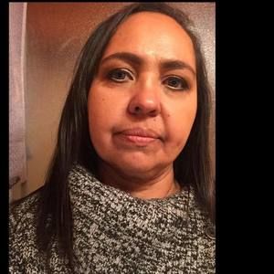 Meet your Posher, Amira auxiliadora